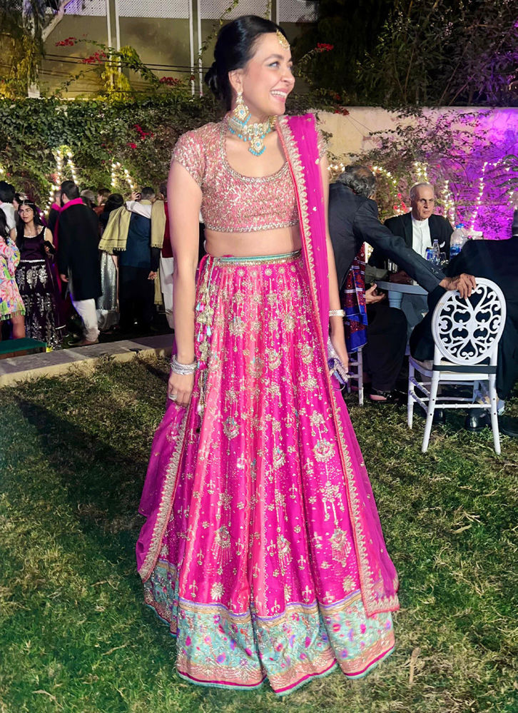 Maliha in Signature #FarahTalibAziz