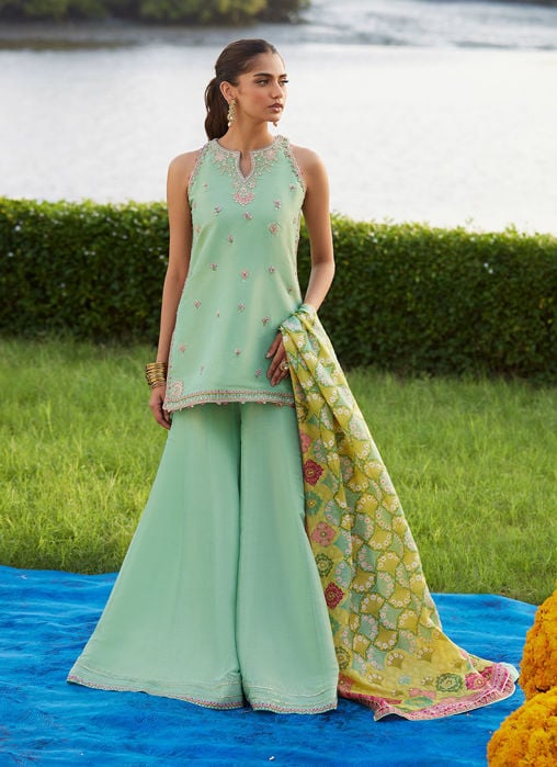 Henna Saffron Angharkha And Dupatta