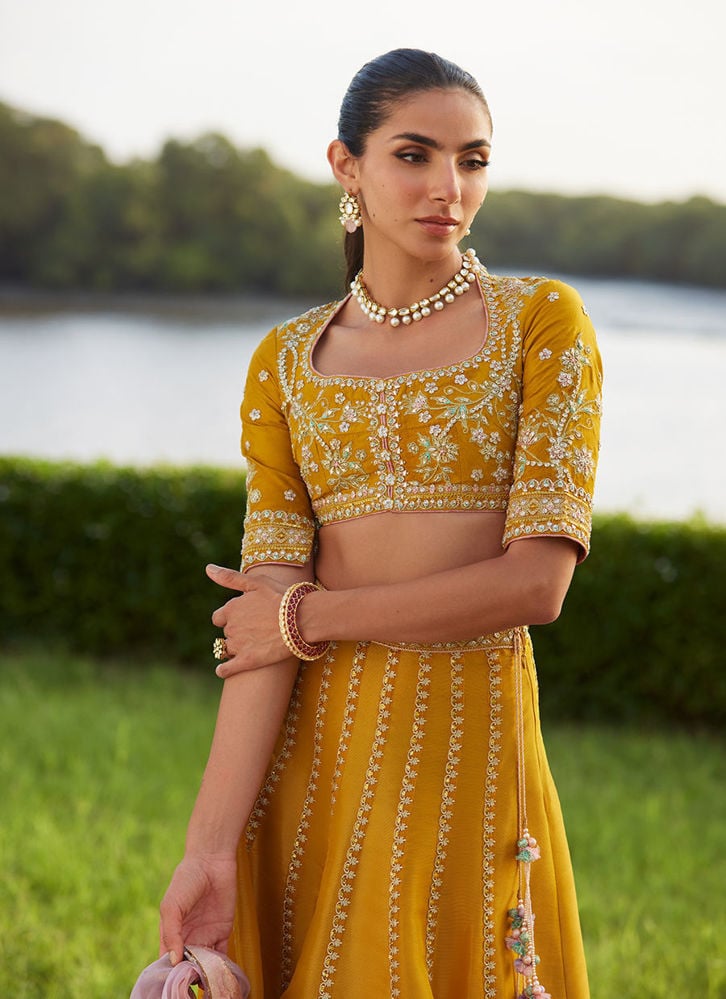 Mayna Festive Luxe Pret