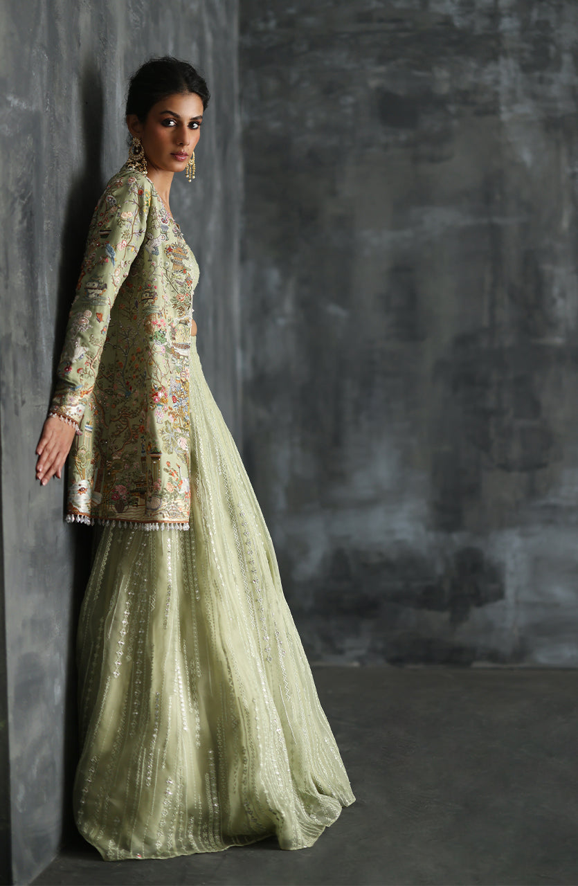 Nida Azwer
