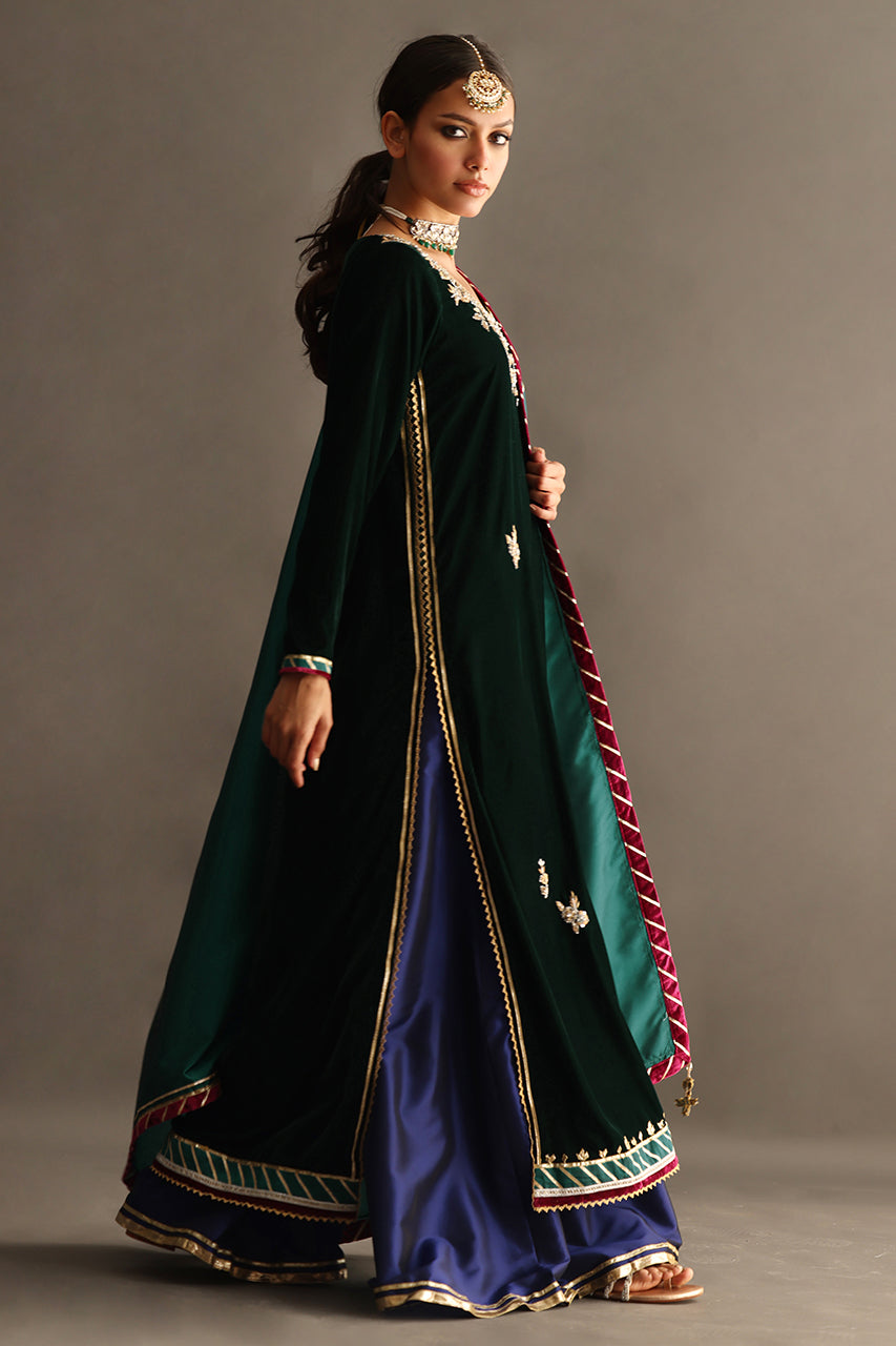 Regal Essence