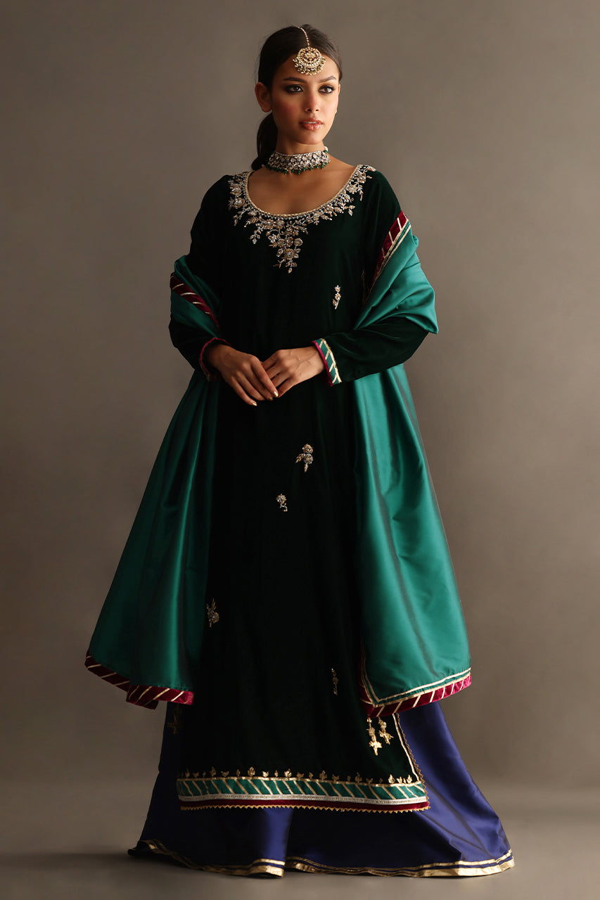 Regal Essence