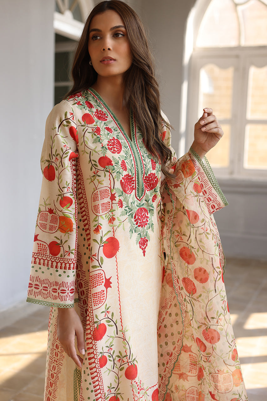 https://cdn.shopify.com/s/files/1/0588/3661/5221/files/008A3332f_1f446852-5f95-4f5a-8eca-64659e9aba9c.jpg?v=1765371452