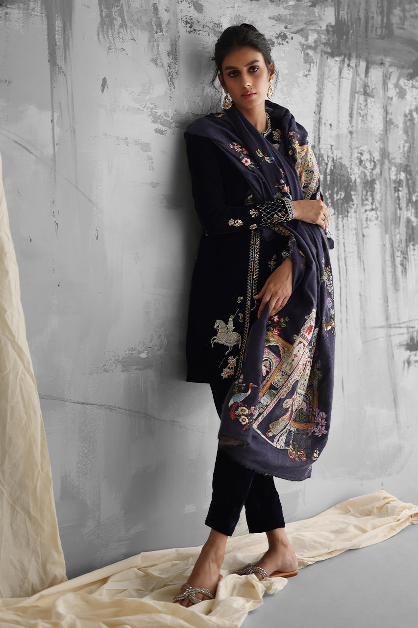 https://cdn.shopify.com/s/files/1/0790/3779/2529/files/008A9780t_c18aed35-d3e2-4297-a4d3-7540813da00f.jpg?v=1736332148