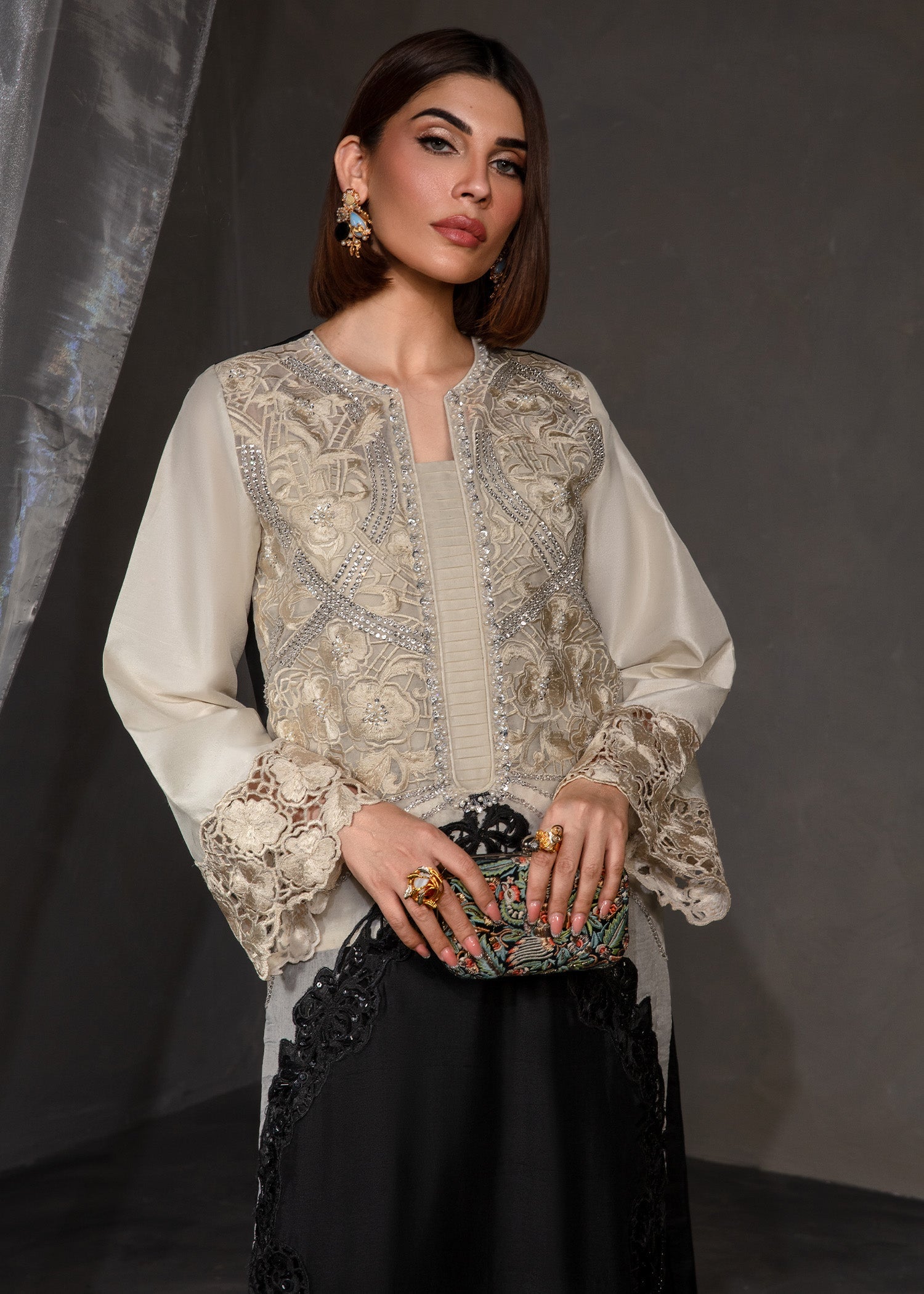 Saira Shakira