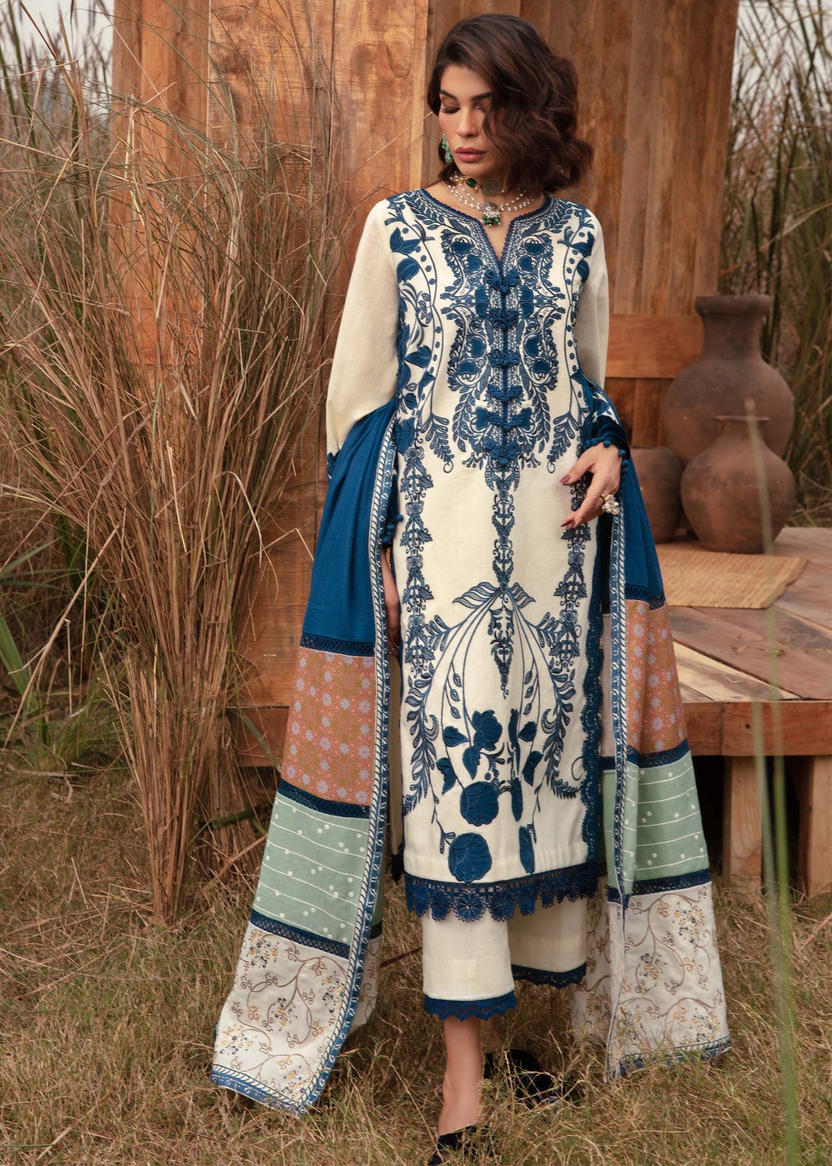 Saira Shakira