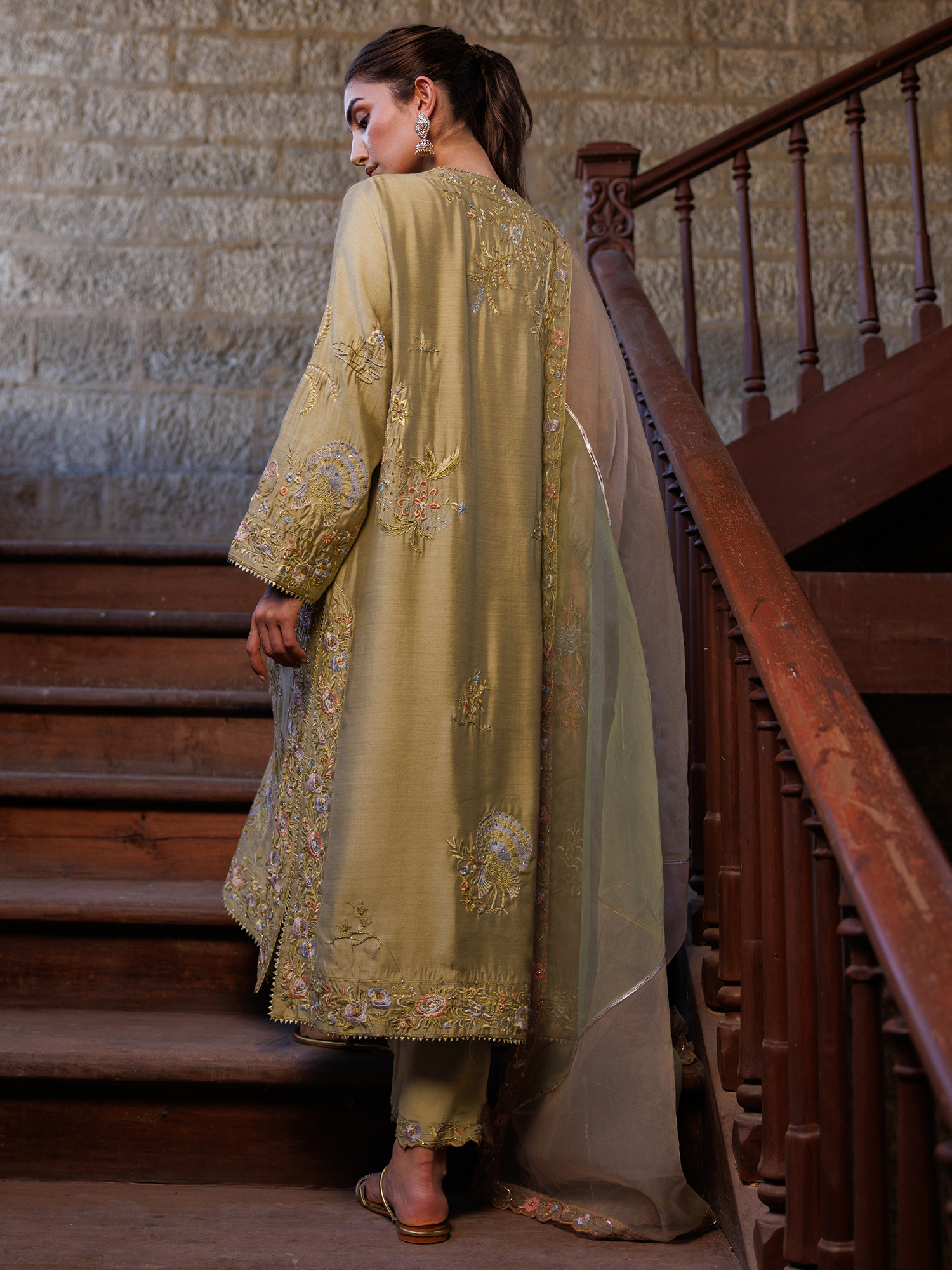 SKINNY MALTA, IZAAR & DUPATTAskinny-malta-izaar-dupatta-1