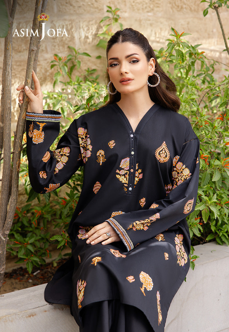 https://cdn.shopify.com/s/files/1/0690/7320/7593/files/015A5998.jpg?v=1749728041