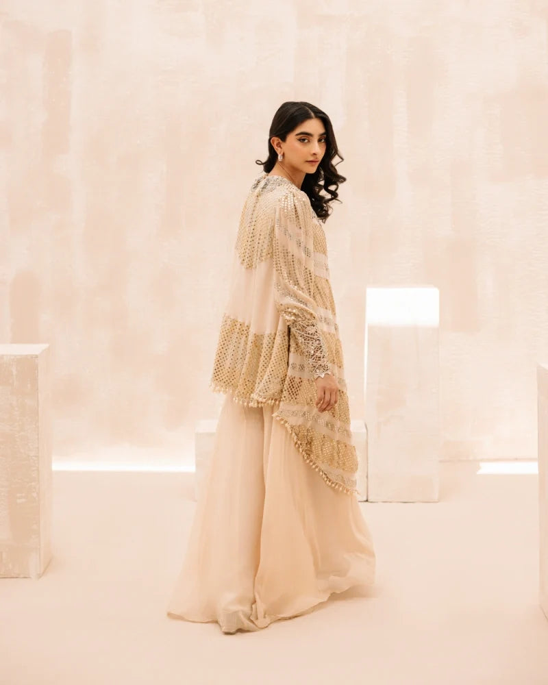 Noor-I-Ivory