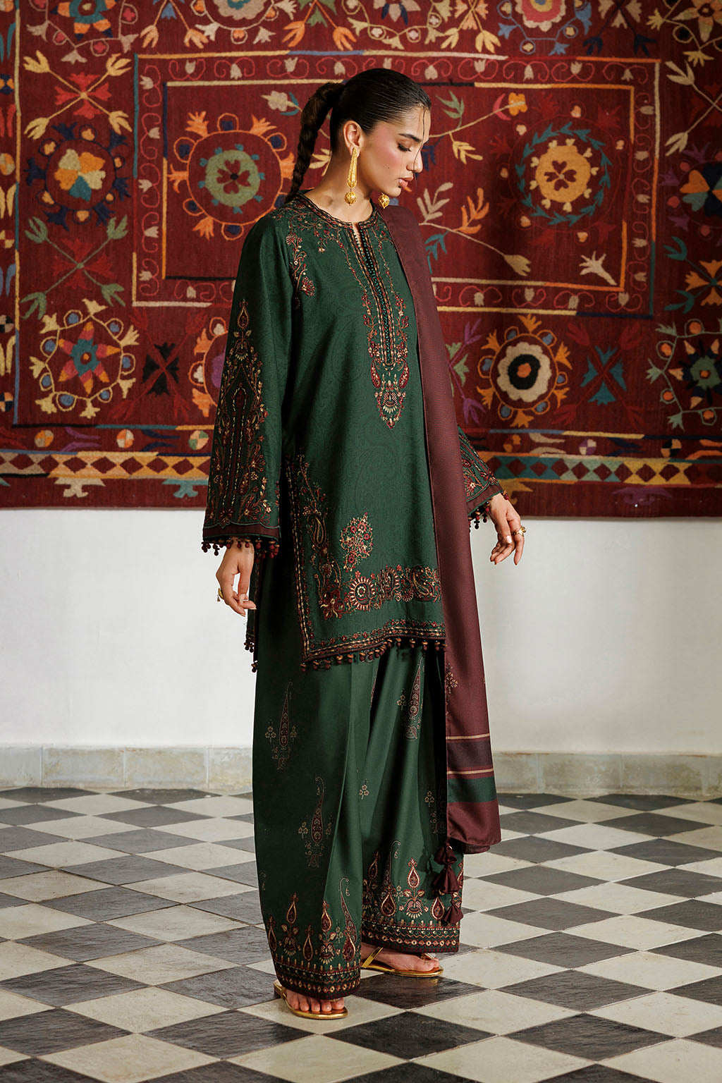 IPF-32 Embroidered Printed Viscose Linen