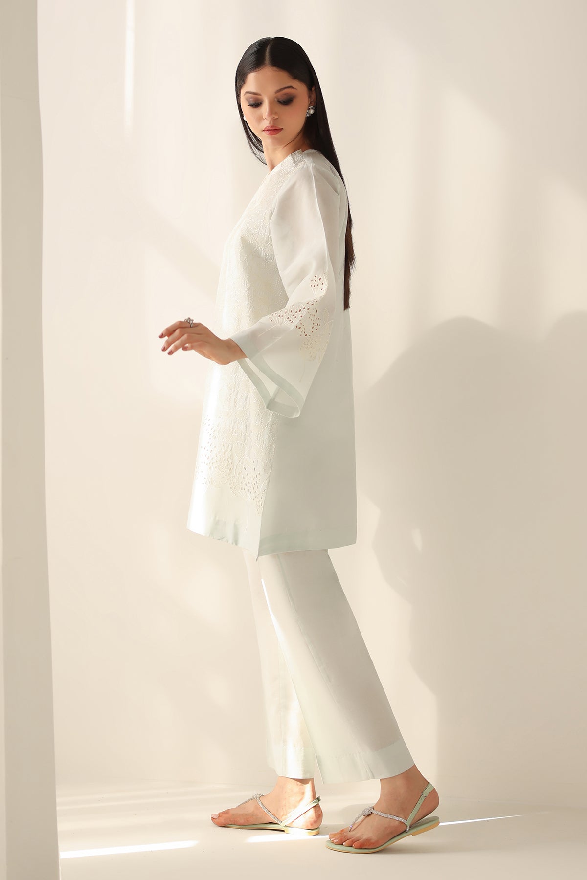 EMBROIDERED LAWN PR-1139