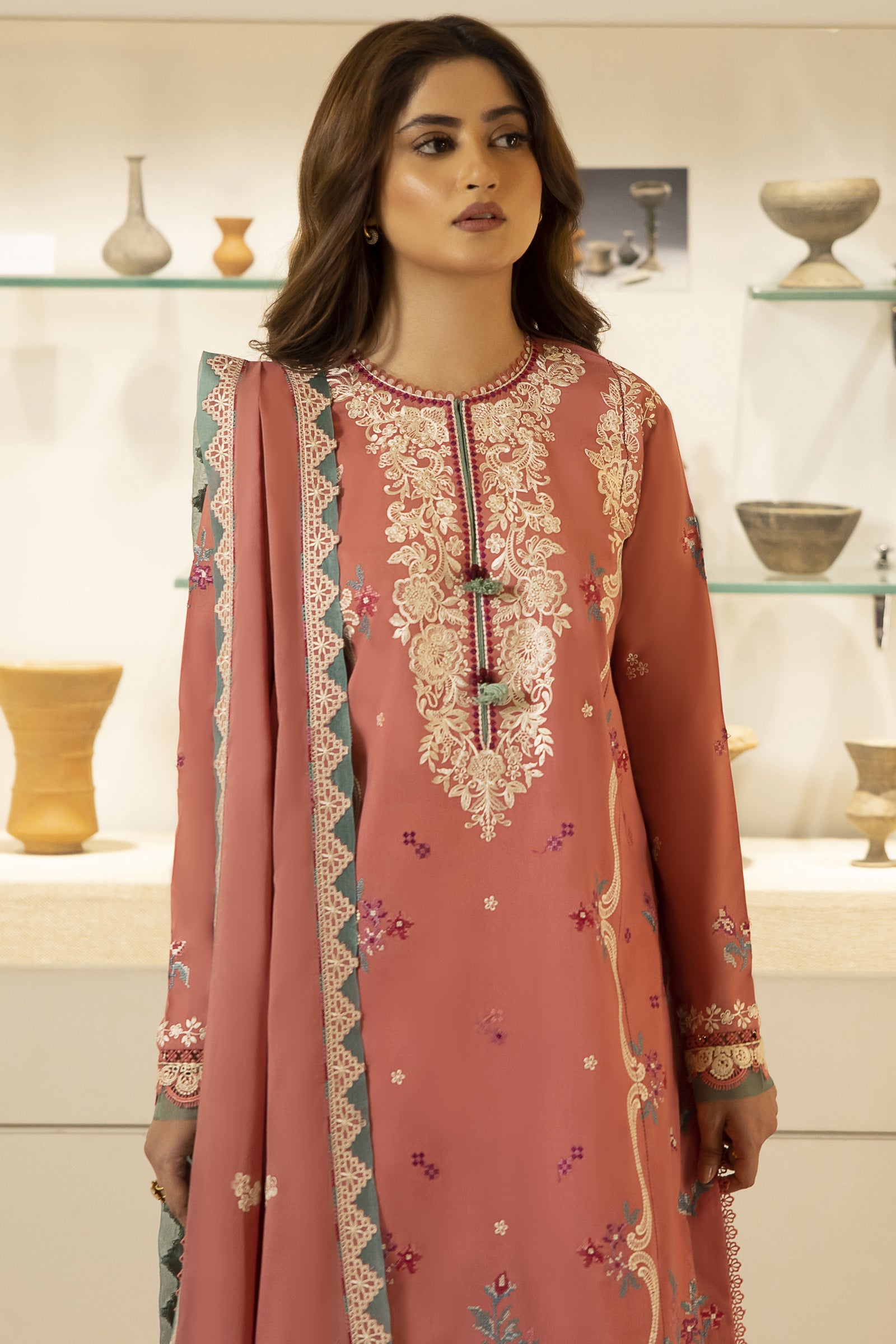 https://cdn.shopify.com/s/files/1/0081/0283/8329/files/02_59bb976e-8f30-4e90-9d51-35fb19ff6068.jpg?v=1710091239