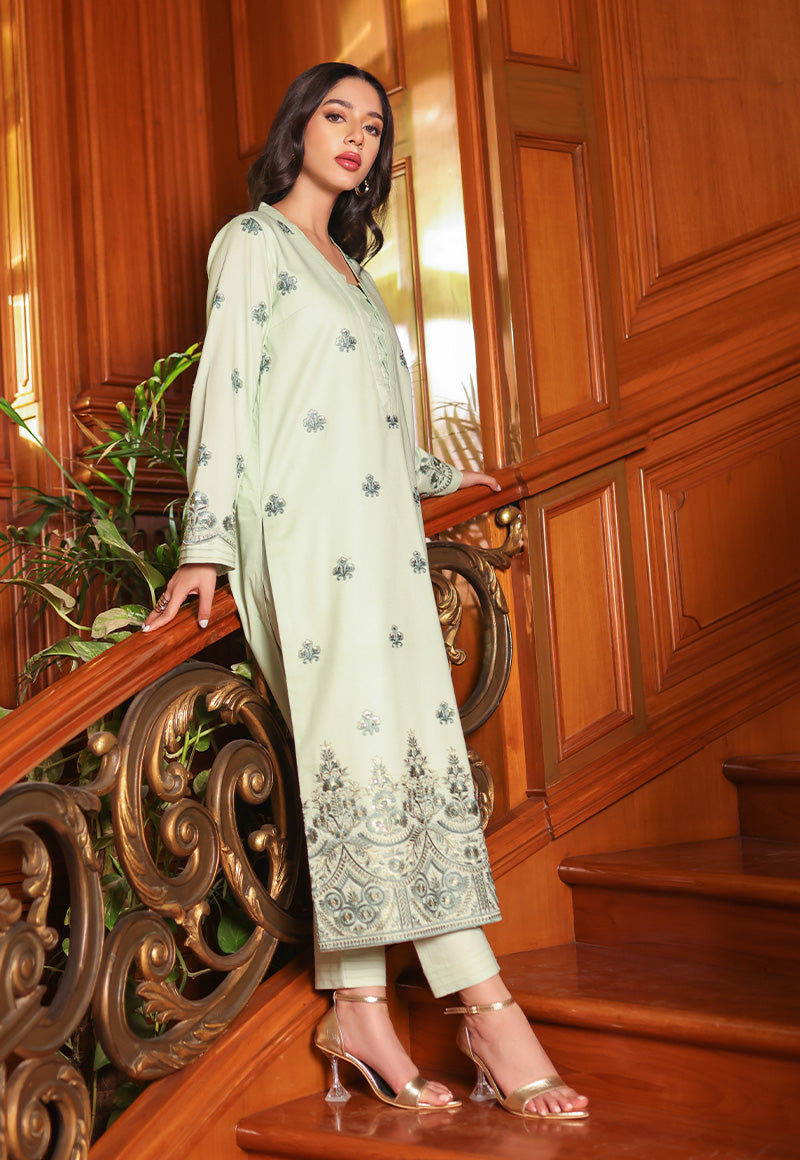 AJP-03 EMBROIDERED CAMBRIC 2 PCS