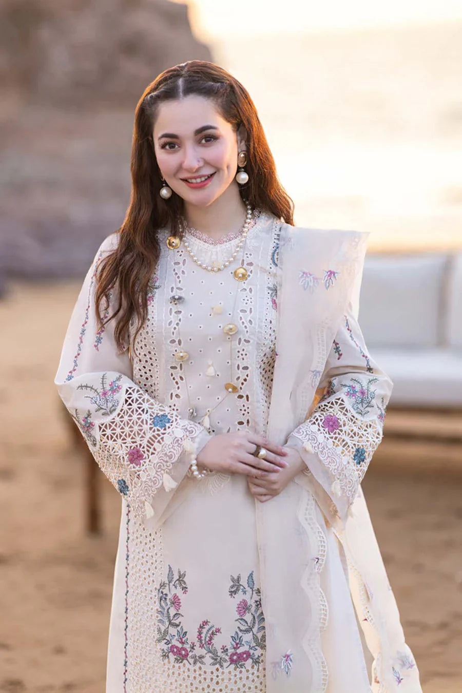 Qalamkar Luxury Chiken Kari Lawn 3 Pieces Unstitched FP-09 SELIN
