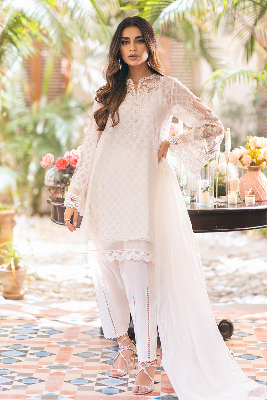 https://cdn.shopify.com/s/files/1/0612/6423/2692/products/032A4138copy.jpg?v=1752496987