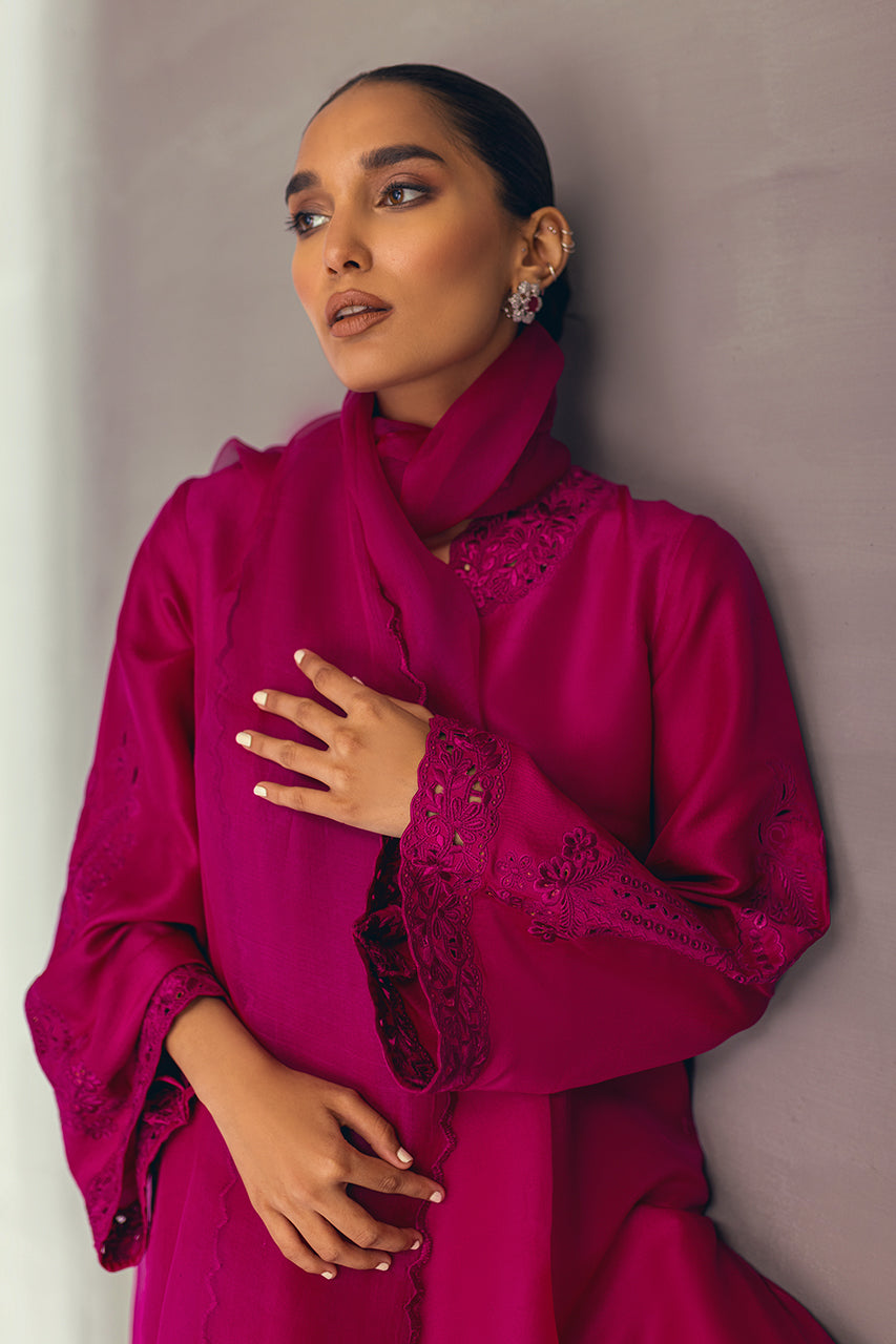 https://cdn.shopify.com/s/files/1/0612/6423/2692/products/032A5864.jpg?v=1752911880