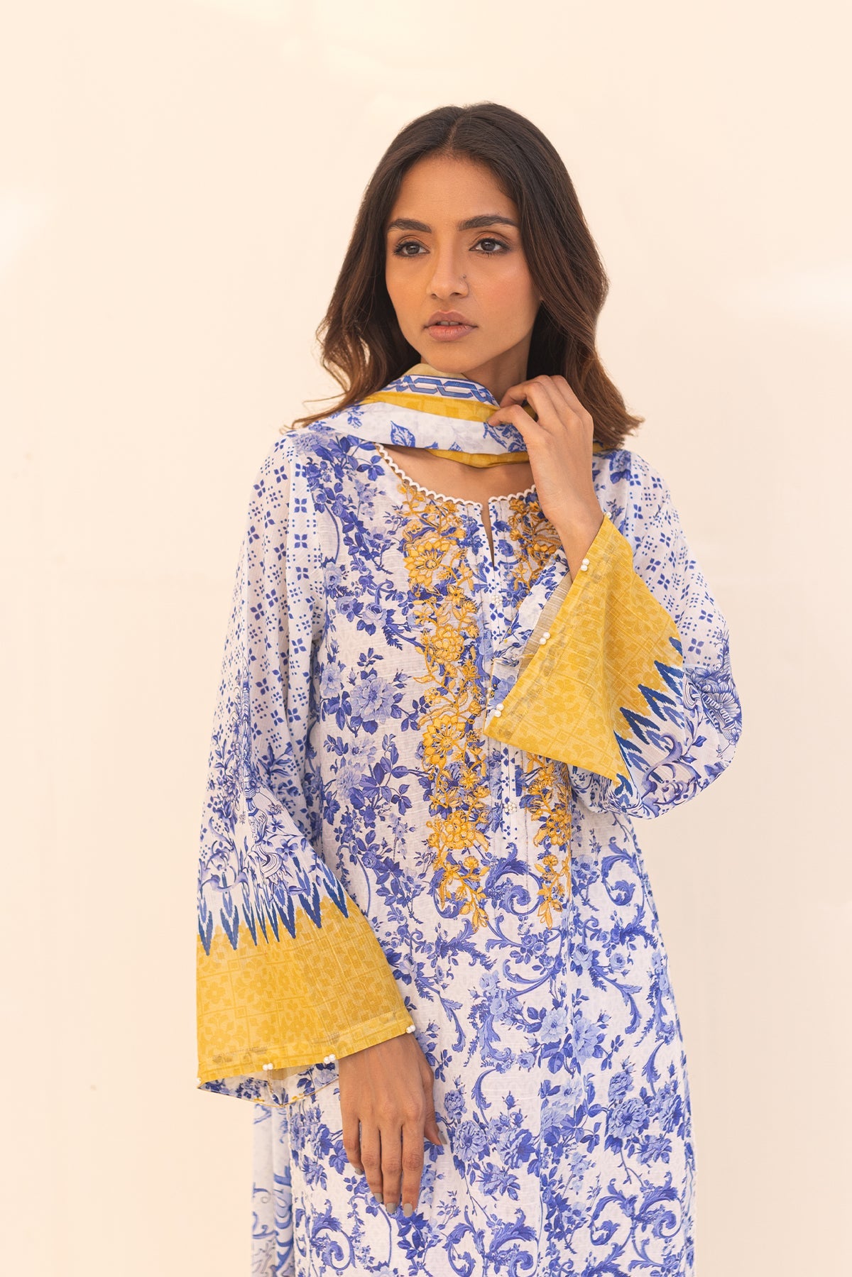 https://cdn.shopify.com/s/files/1/0704/5916/2937/products/032A9662.jpg?v=1752140914