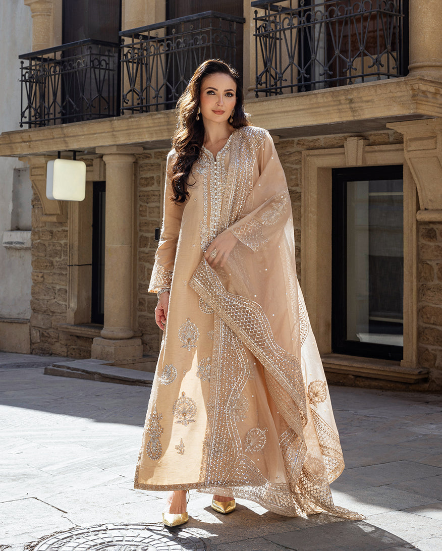 https://cdn.shopify.com/s/files/1/0539/7318/8776/files/035A1539.jpg?v=1759325918