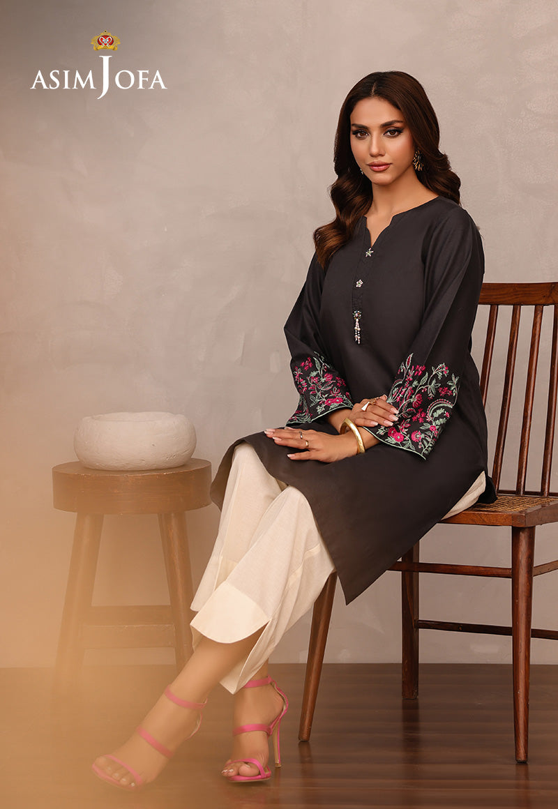 https://cdn.shopify.com/s/files/1/0690/7320/7593/files/035A5095_3c1898da-e588-44da-9ec6-46fe90ee9735.jpg?v=1748667906