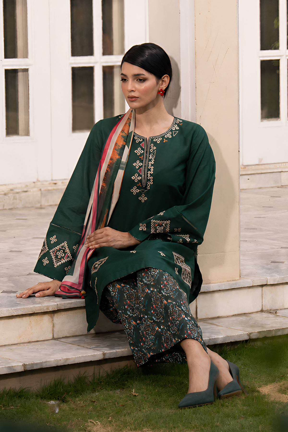 EMBROIDERED LAWN RTW-9377