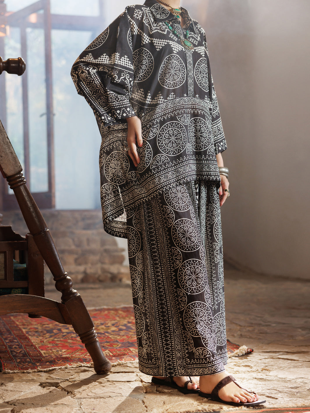 Black Cotton 2Pc Stitched - AWP-2PS-SS-LKS-1112