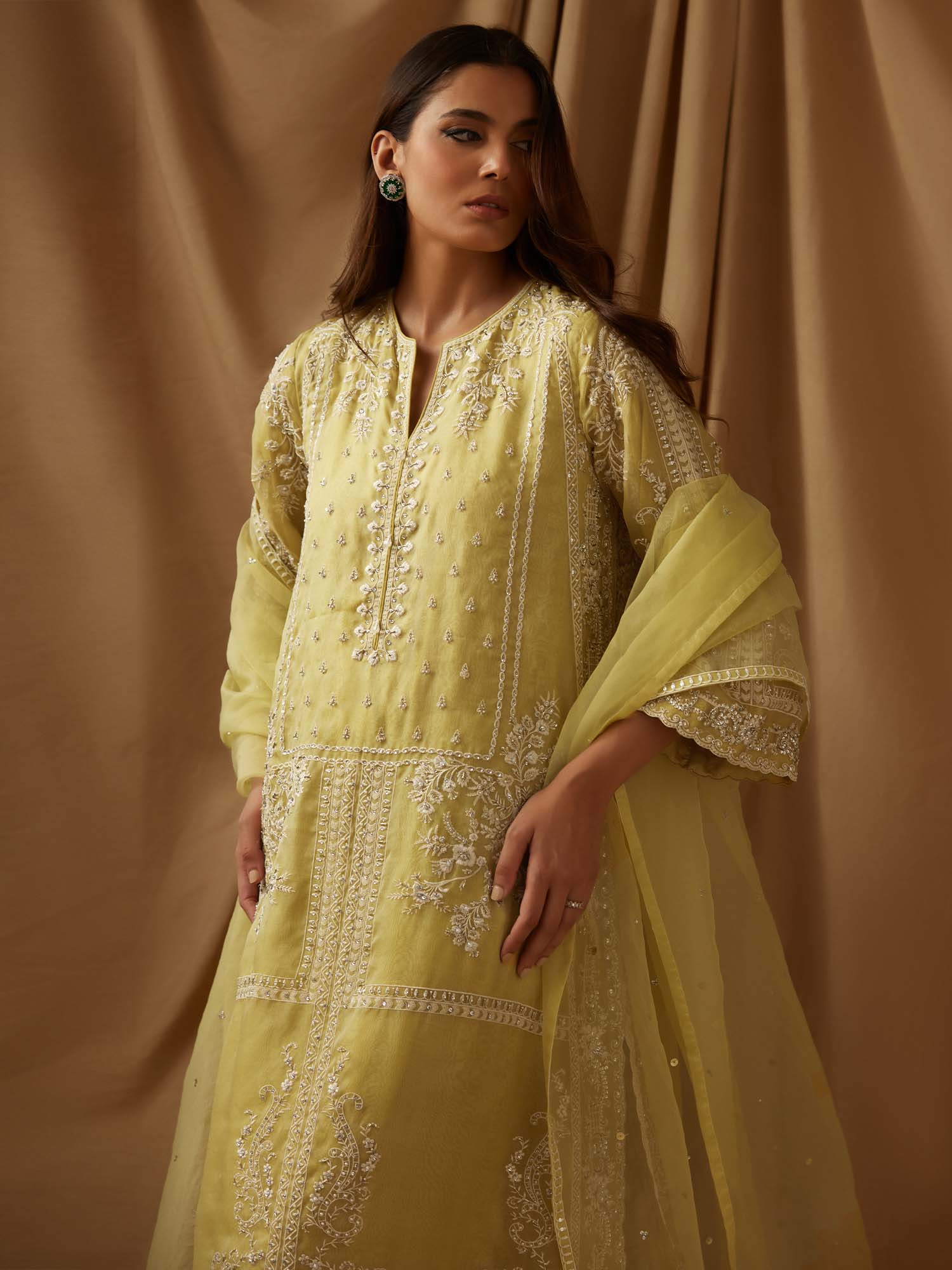 SICILY, CRUSHED IZAAR & DUPATTA