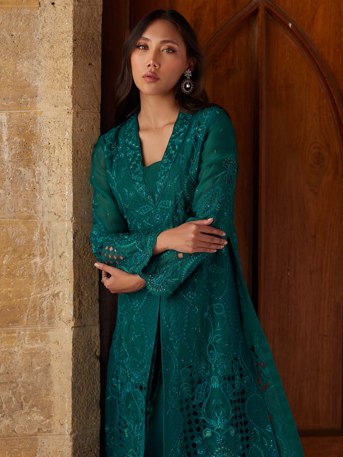 NAYAB & IZAAR