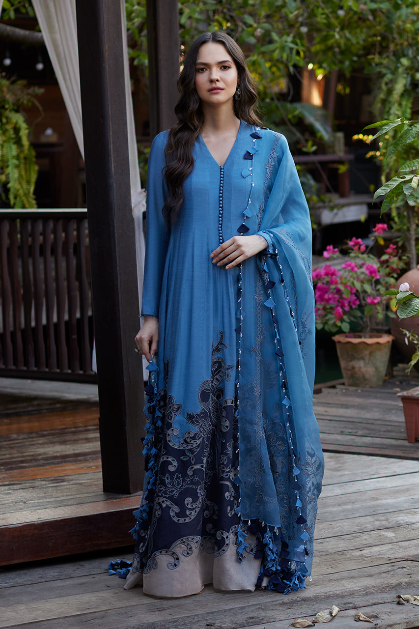 Nida Azwer