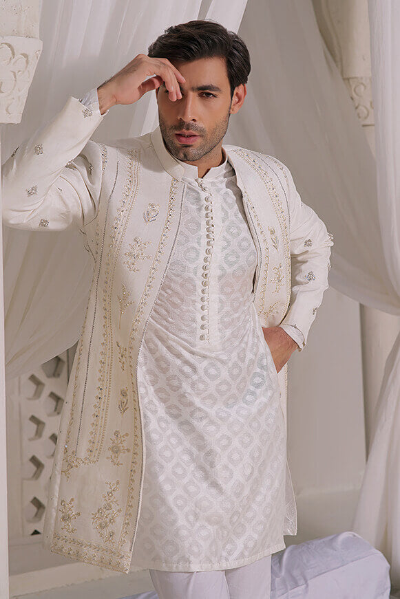 ADEM – IVORY WHITE WITH SILVER