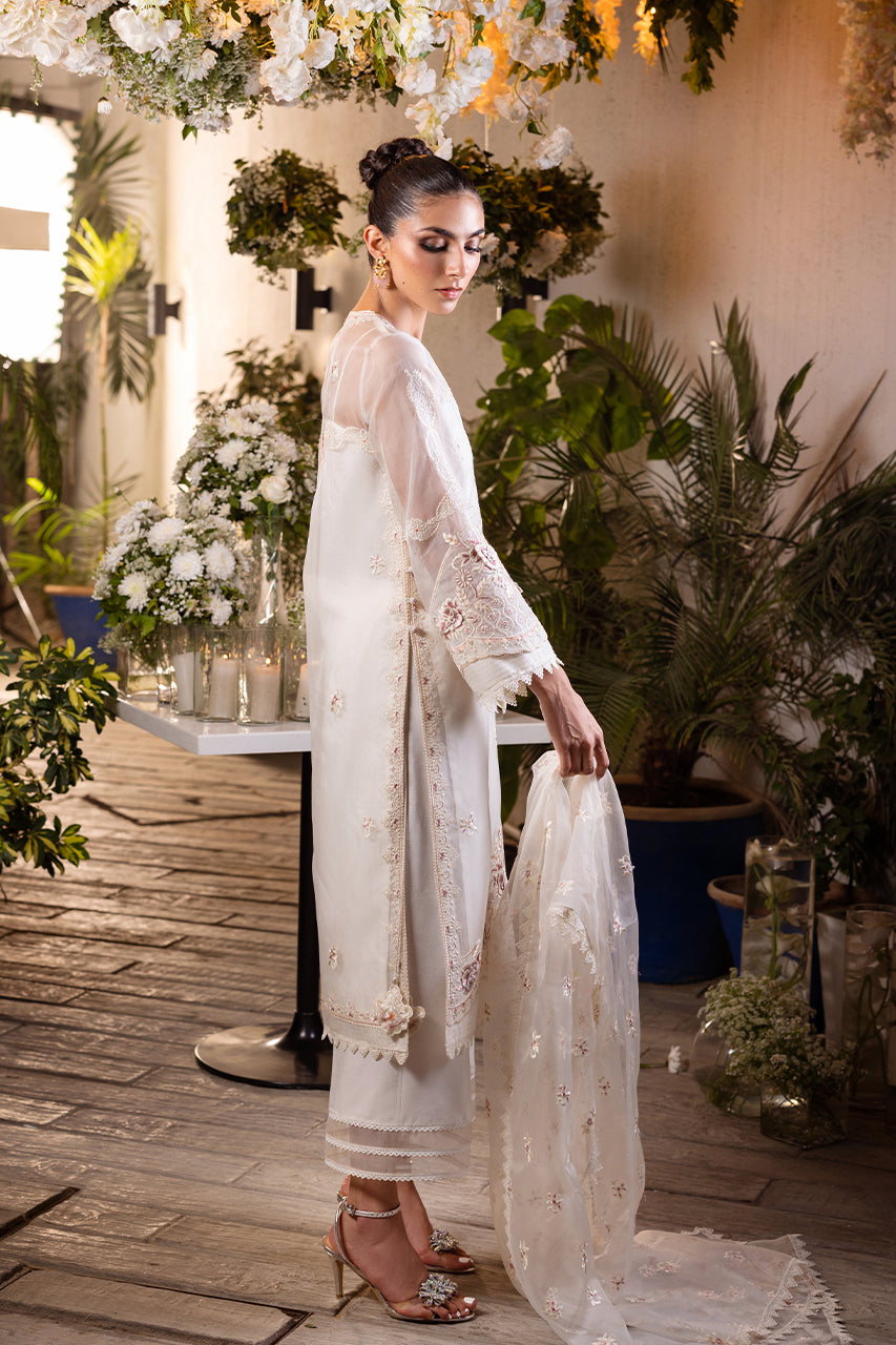 https://cdn.shopify.com/s/files/1/0612/6423/2692/files/051A8942_842fb0b8-cee5-4c13-8c3b-4207685804e4.jpg?v=1752496829