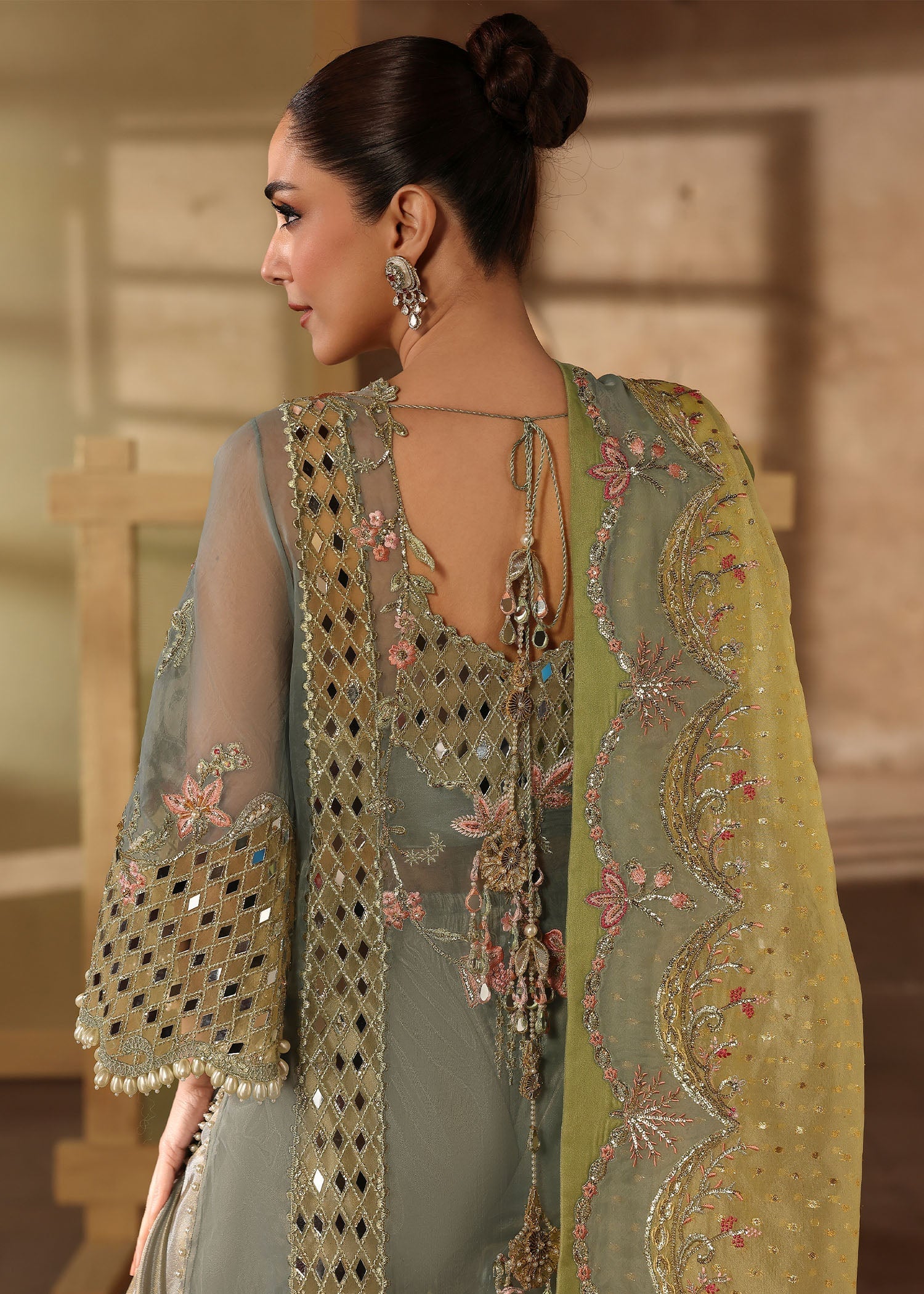 Crimson – Jhalak Style