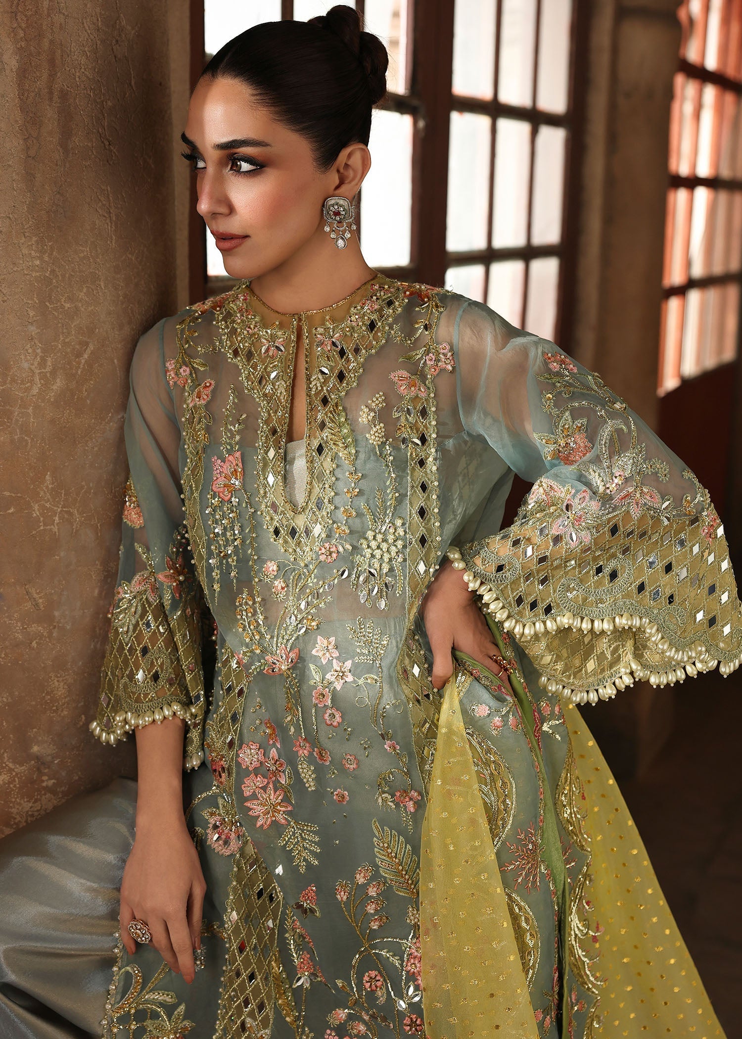 Crimson – Jhalak Style