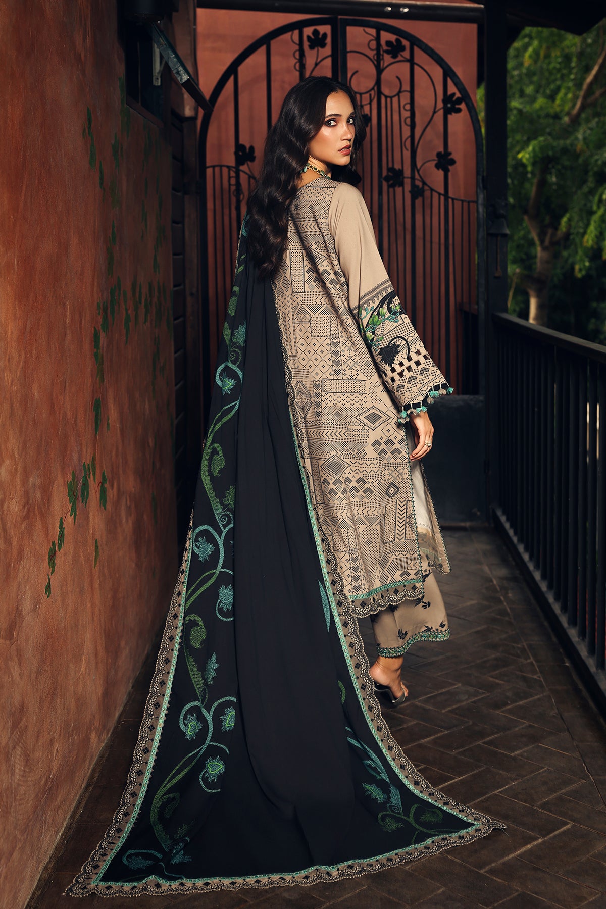 3-PC Unstitched Embroidered Linen Collection ANW7-19
