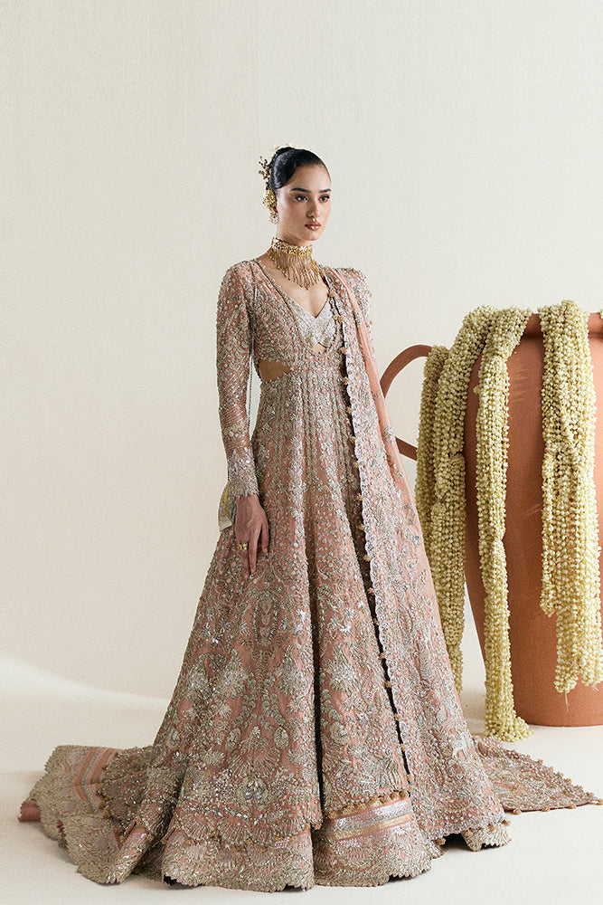 https://cdn.shopify.com/s/files/1/1146/5868/files/06Mahveen.jpg?v=1752762770