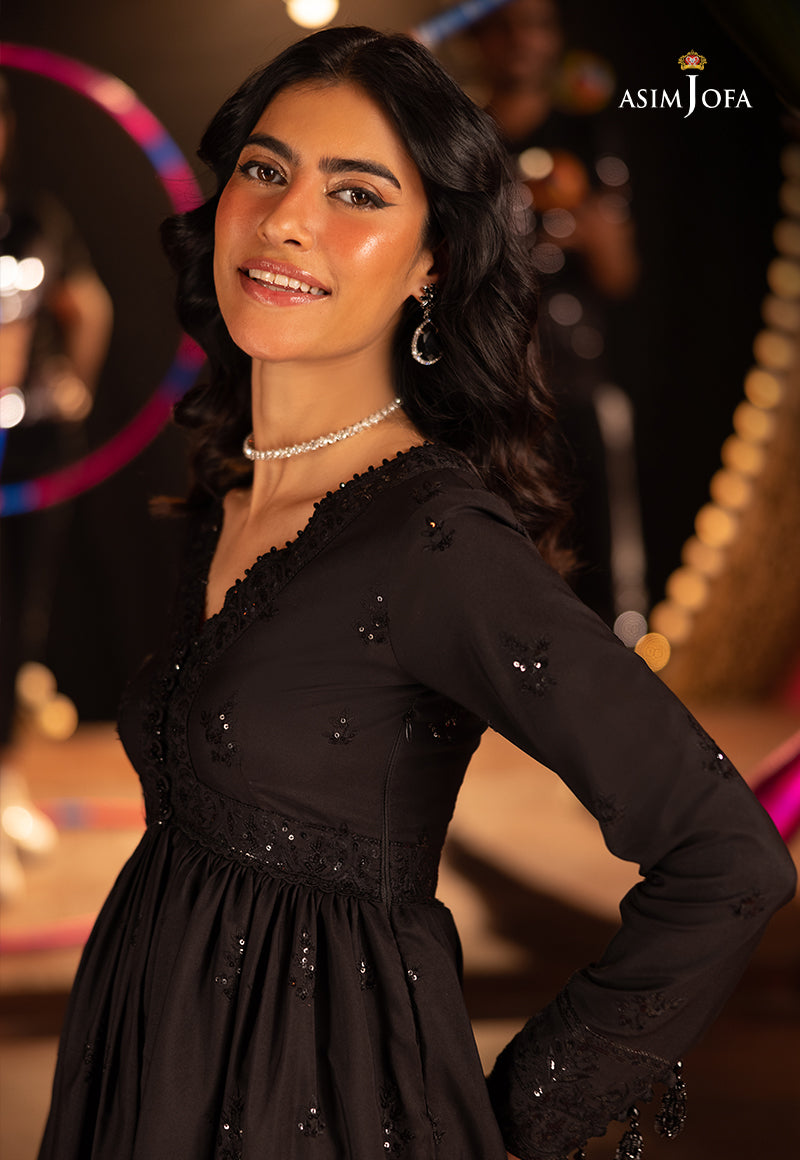 https://cdn.shopify.com/s/files/1/0690/7320/7593/files/07_b1f80de7-3714-478f-b333-f89e66883d88.jpg?v=1754649372