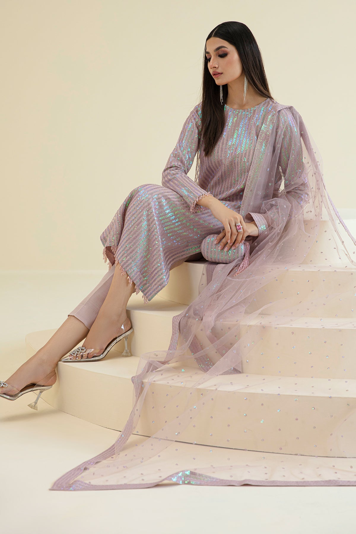 EMBROIDERED NET UF-384
