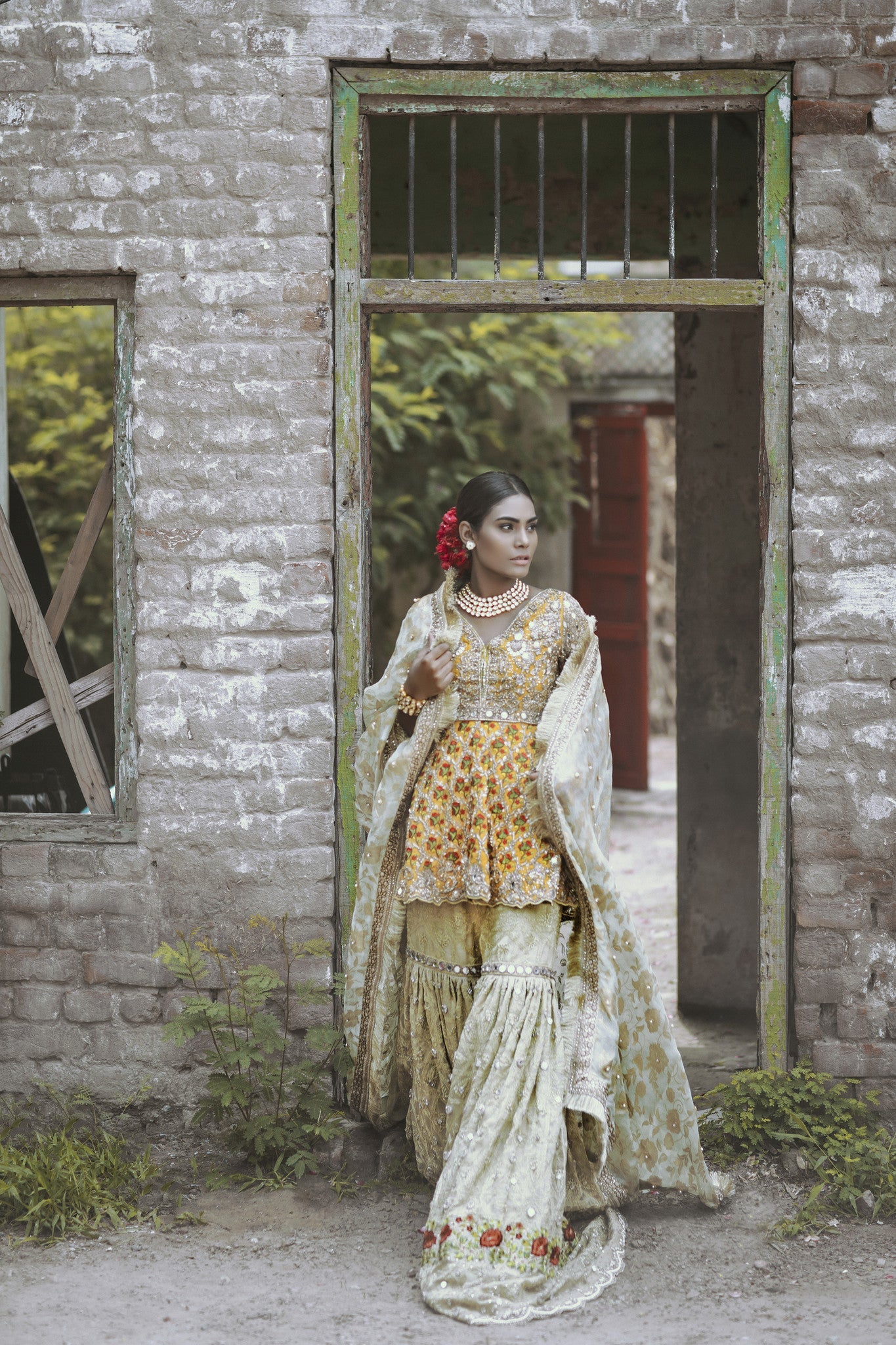 PRIMROSE YELLOW