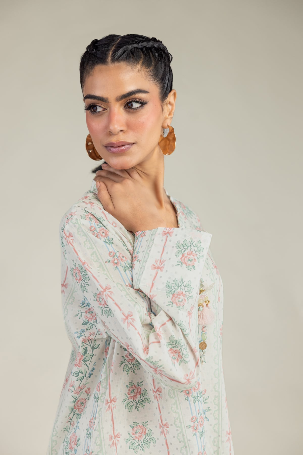 Floral V-Neck Kurta