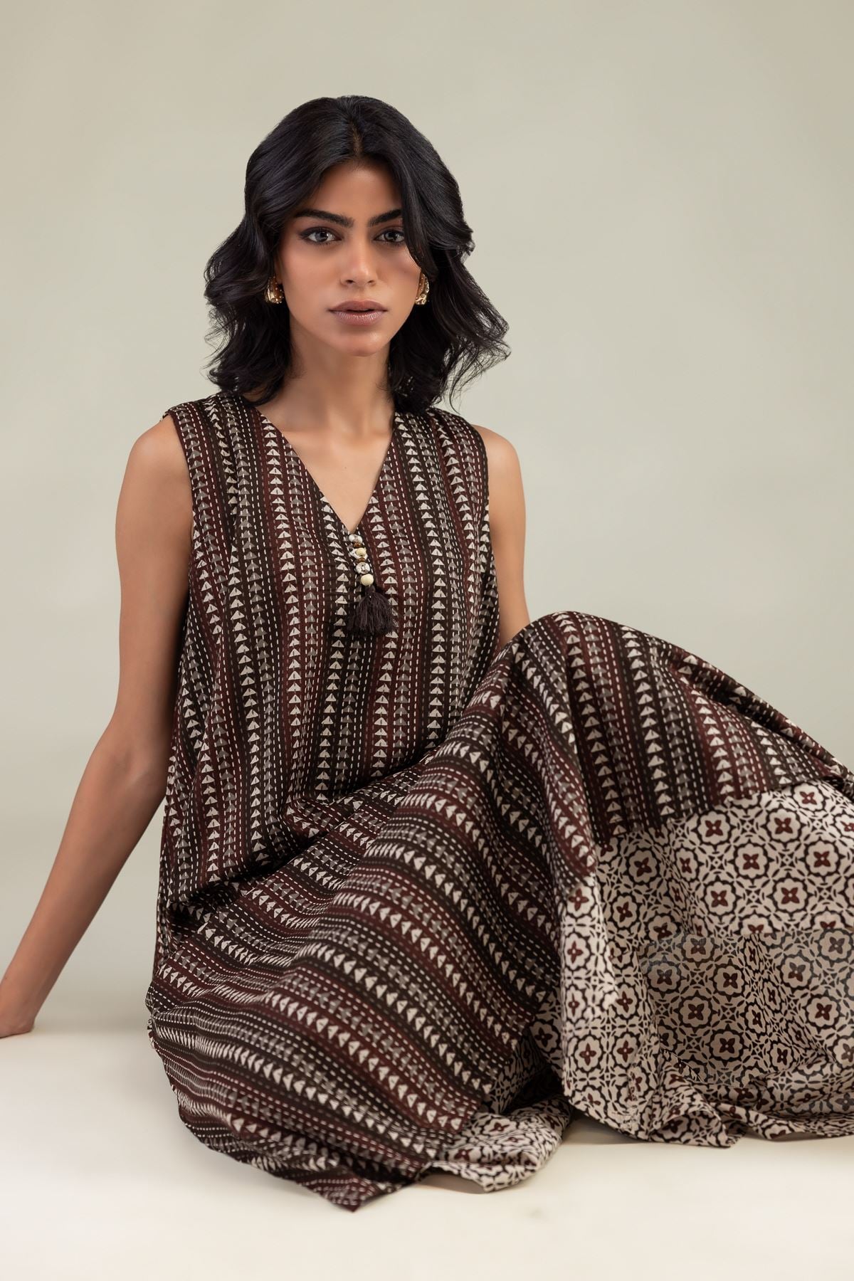 Brown Sleeveless Kurta