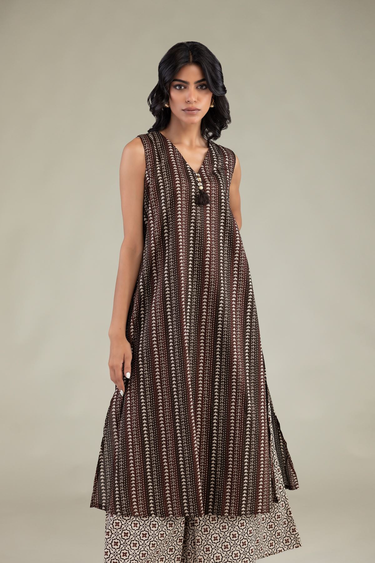 Brown Sleeveless Kurta