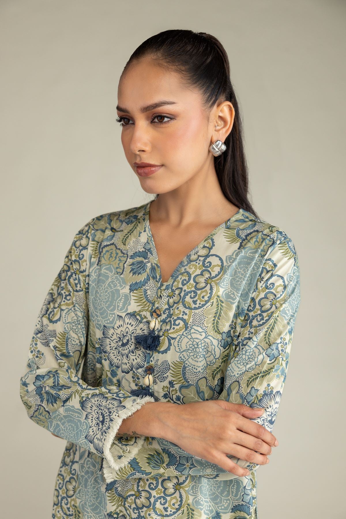 Floral V-Neck Kurta