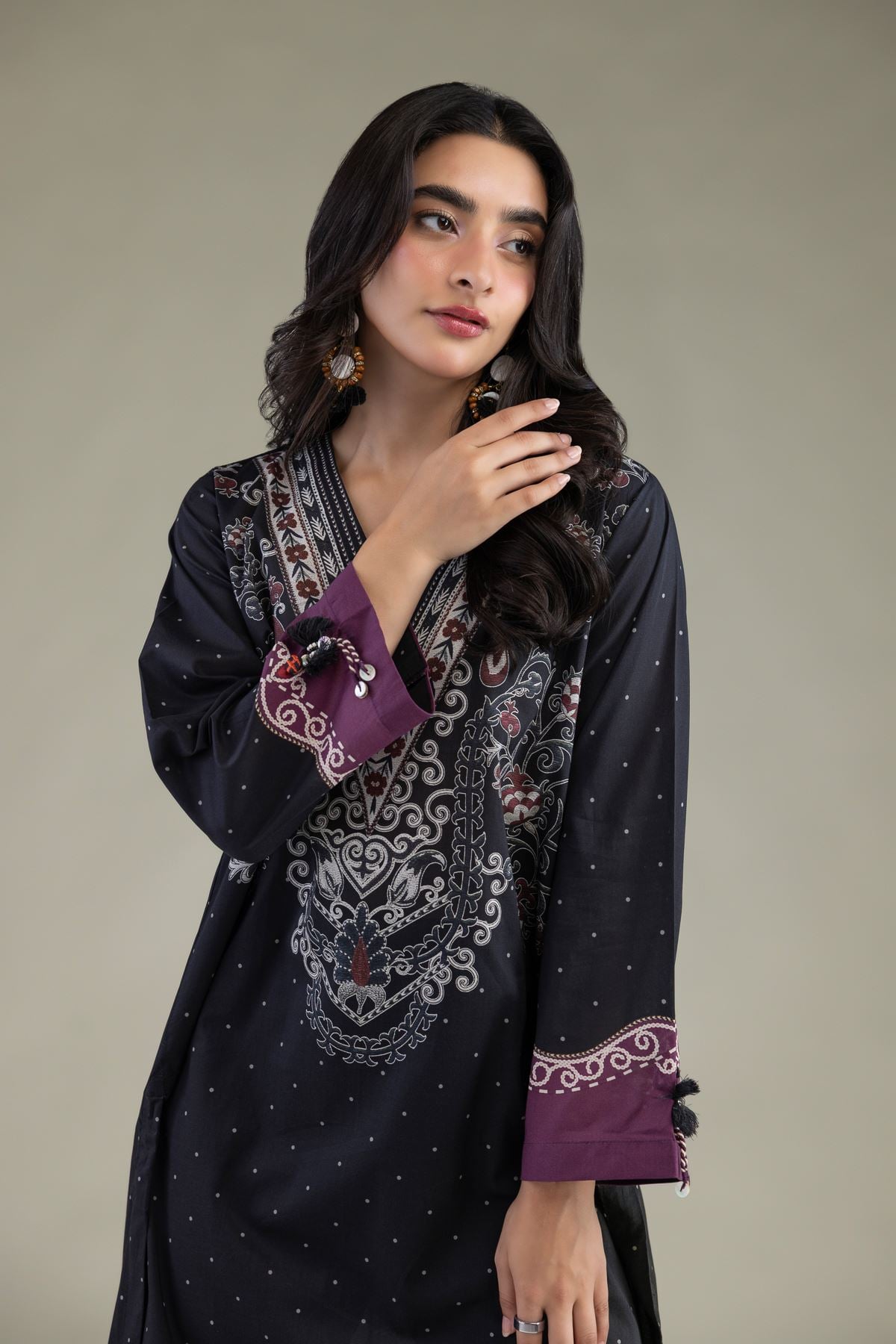 Cambric V-Neck Kurta