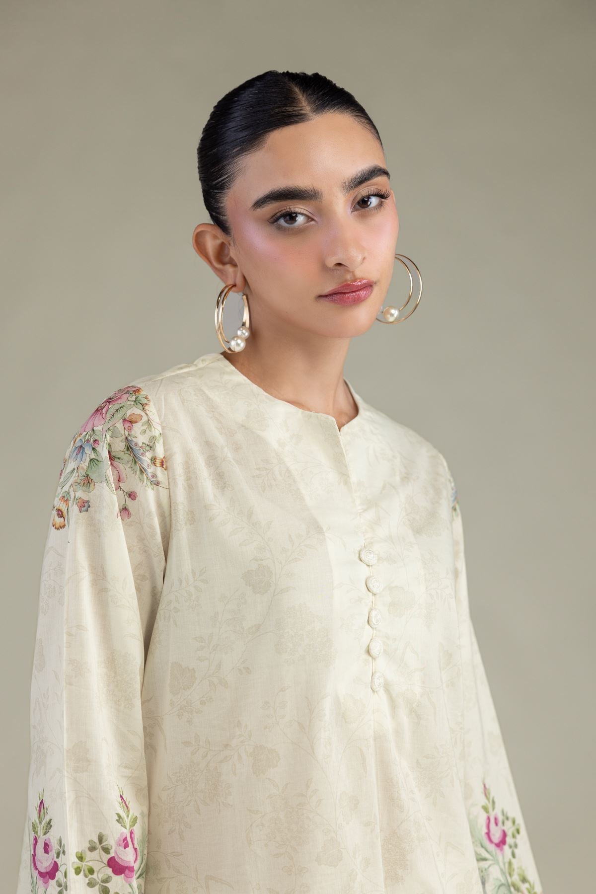 Short V-Neck Kurta