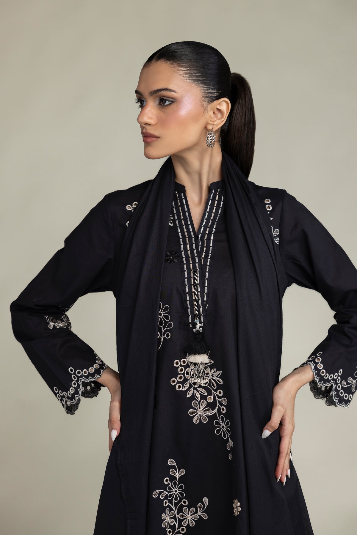 Solid Lawn Dupatta