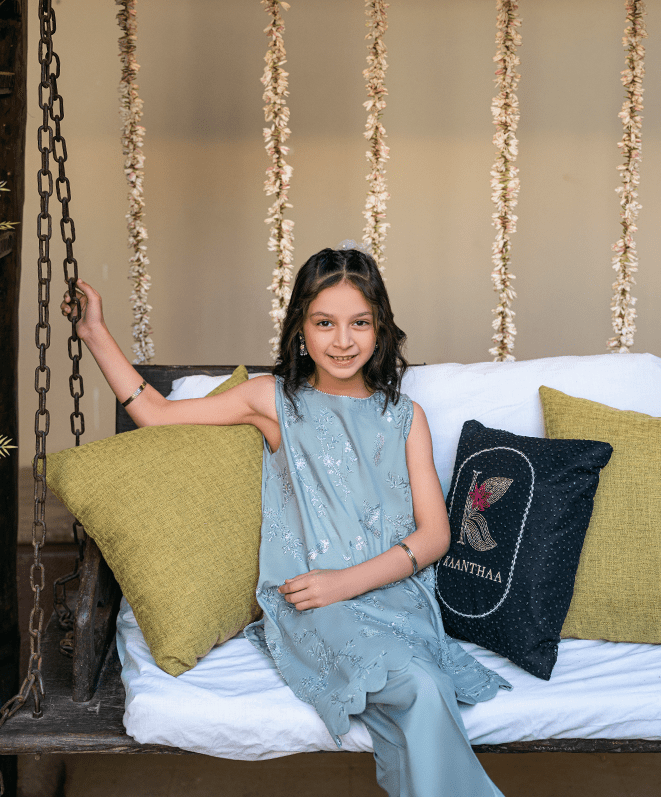 Bulbul Stitched (2-Piece)