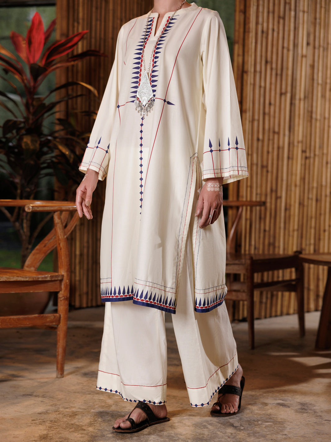 Ivory Lawn Formal 2 Piece Stitched - AL-2PS-LKS-1014