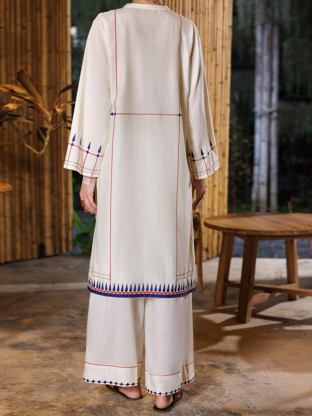 Ivory Lawn Formal 2 Piece Stitched - AL-2PS-LKS-1014