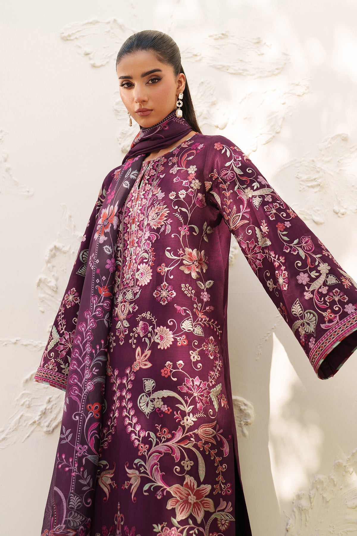 EMBROIDERED RAW SILK SF-4382