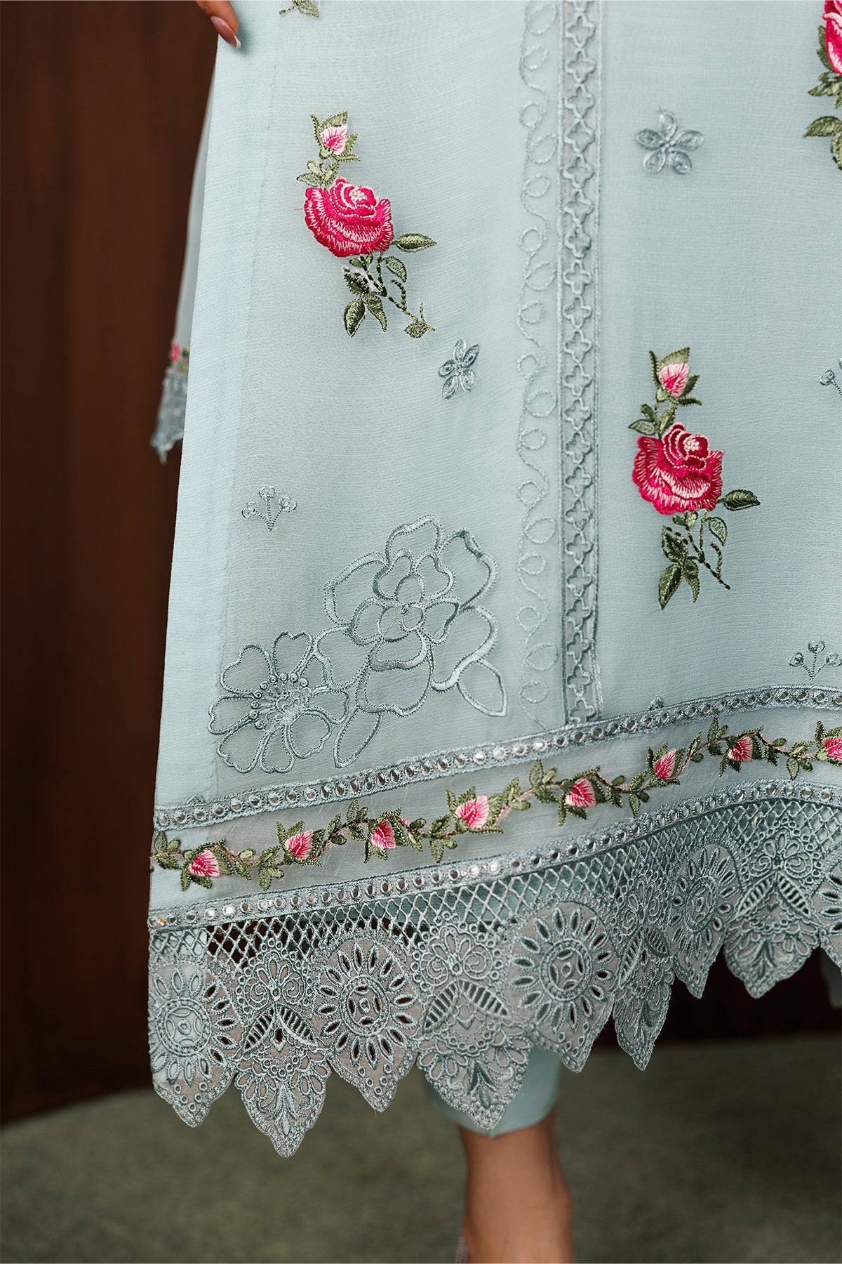 EMBROIDERED CHIFFON UF-4438