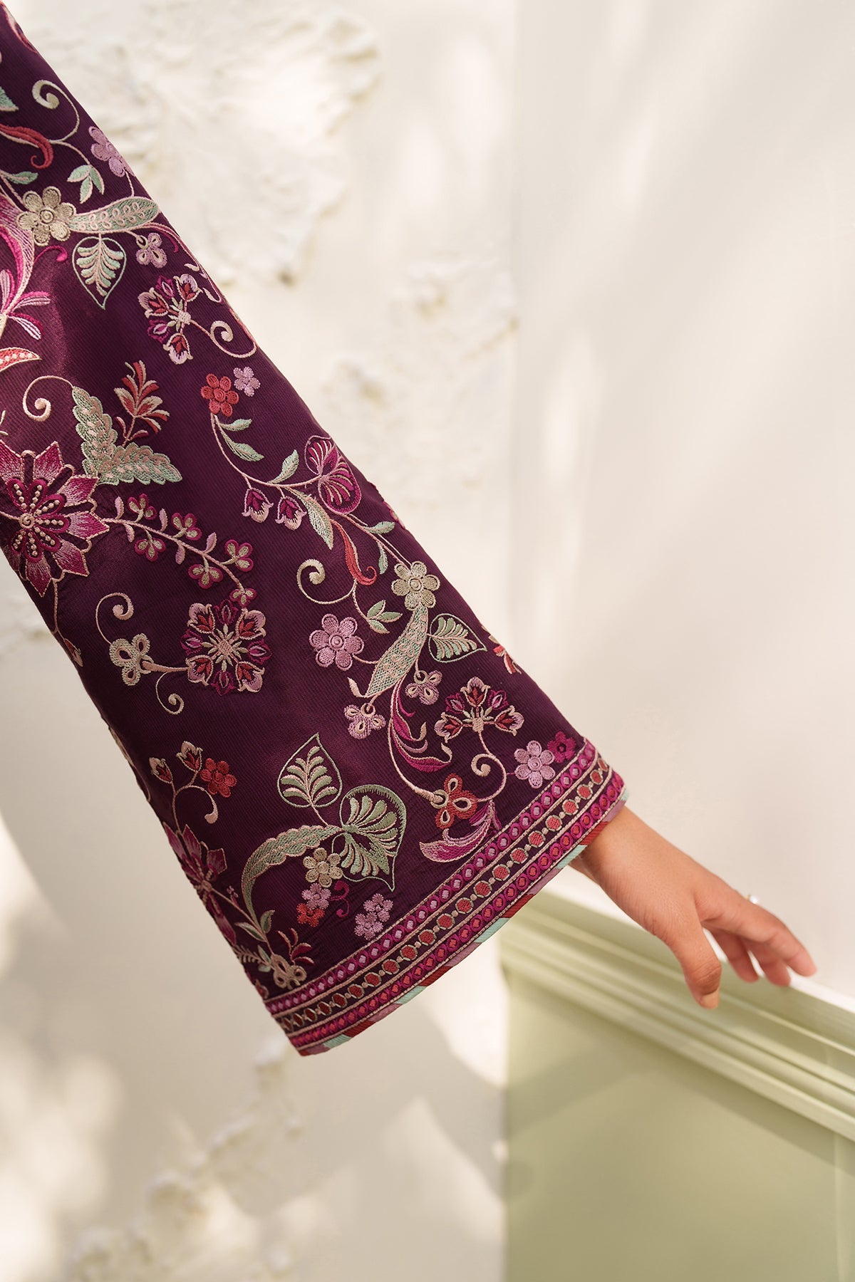 EMBROIDERED RAW SILK SF-4382